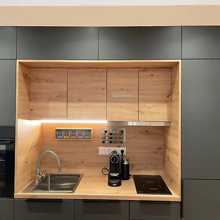 Apartamento 1,5-zimmer, Ausgestattet, 4 Pers, Souterrain, Self Check-in, Parkplatz, Netflix & Amazon Prime