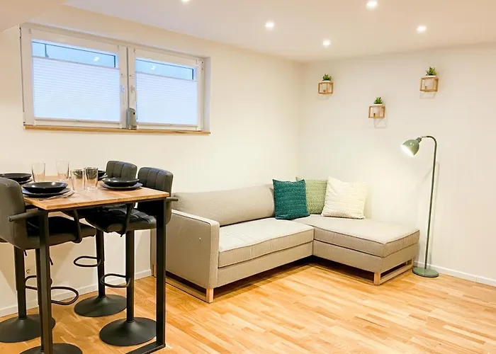 1,5-zimmer, Ausgestattet, 4 Pers, Souterrain, Self Check-in, Parkplatz, Netflix & Amazon Prime Apartamento Flintsbach